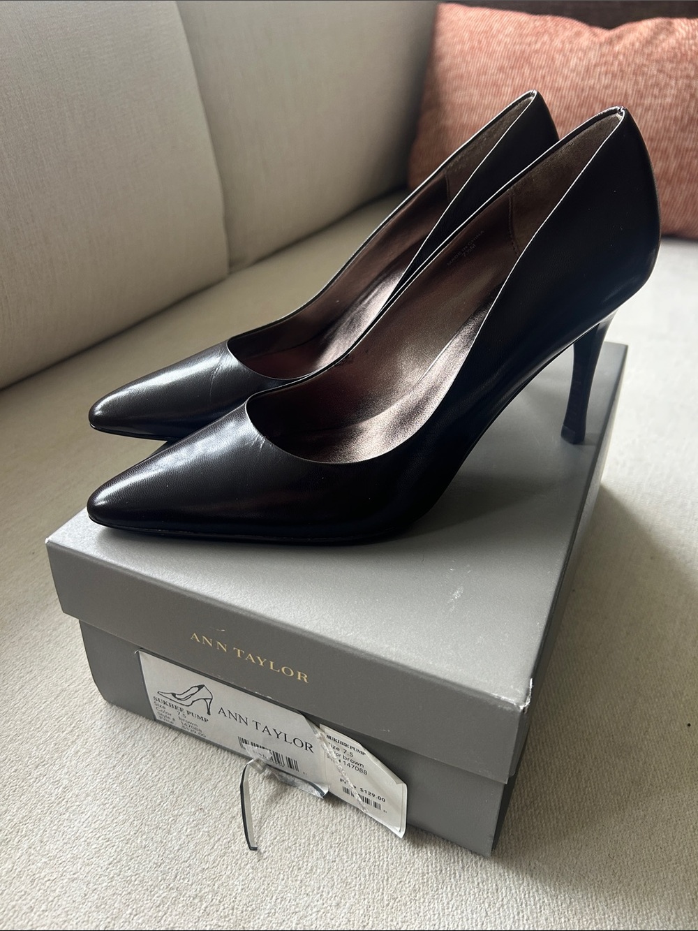 Ann Taylor Brown Pointed-Toe Classic Stiletto Pumps